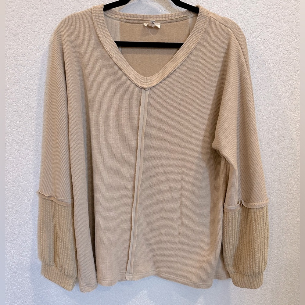 POL Women's V-Neck Sweater in Beige